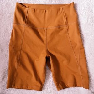 Girlfriend Collective High-Rise Short (M) - Twig